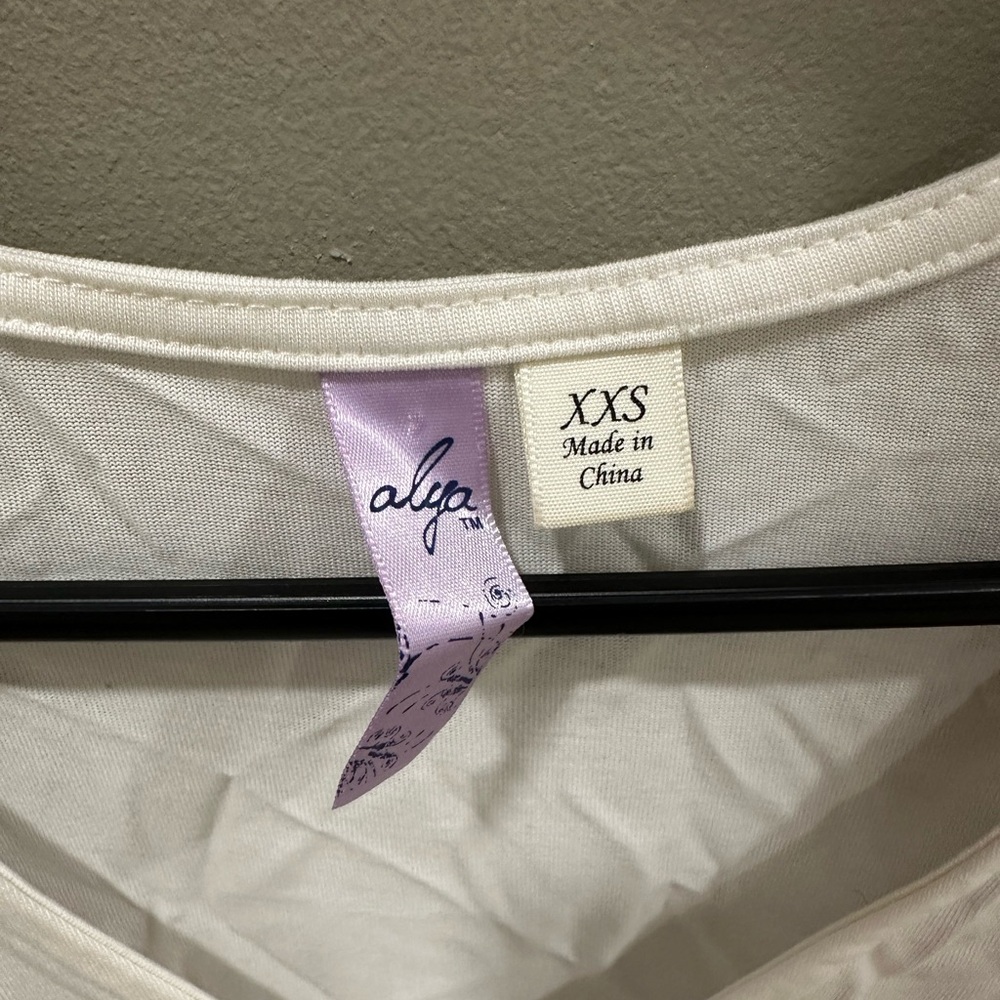 Alya Cream XXS Blouse